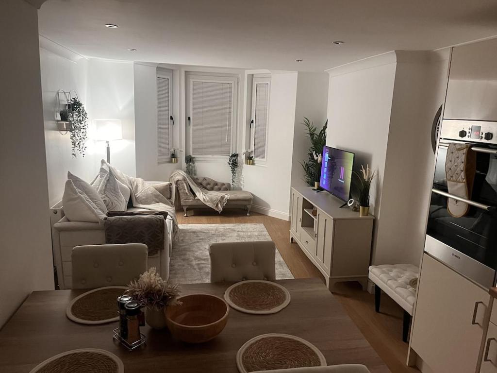 Gorgeous 2 Floor 3 Bed Apartment St Leonards-on-Sea Exterior foto